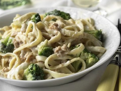 Pasta Alfredo con Pollo